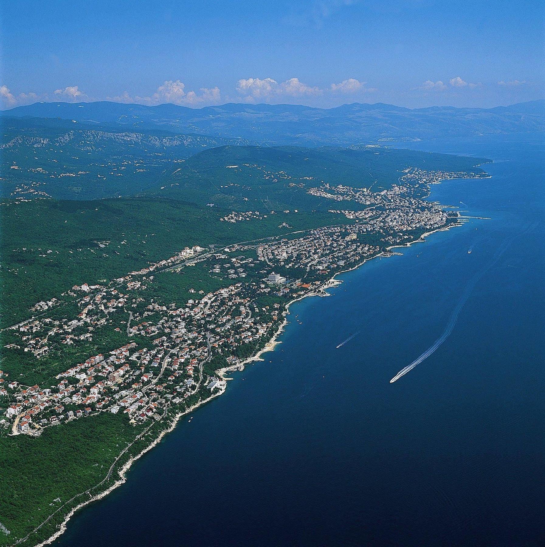 Hotel Vila Ruzica- Glavna Zgrada I Depandanse Crikvenica Exterior photo